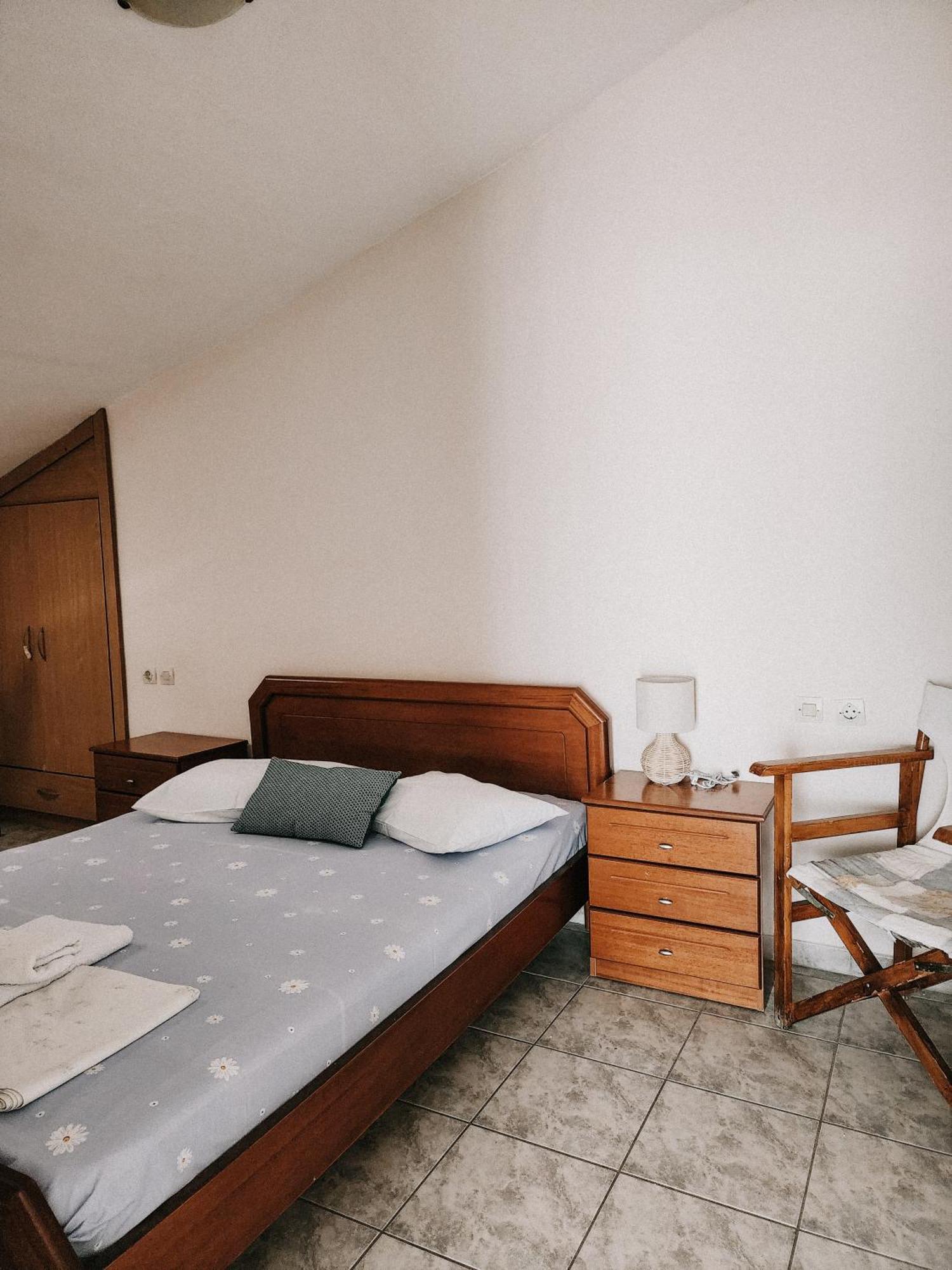 Aktaion Hotel Skala Alykis Habitación foto